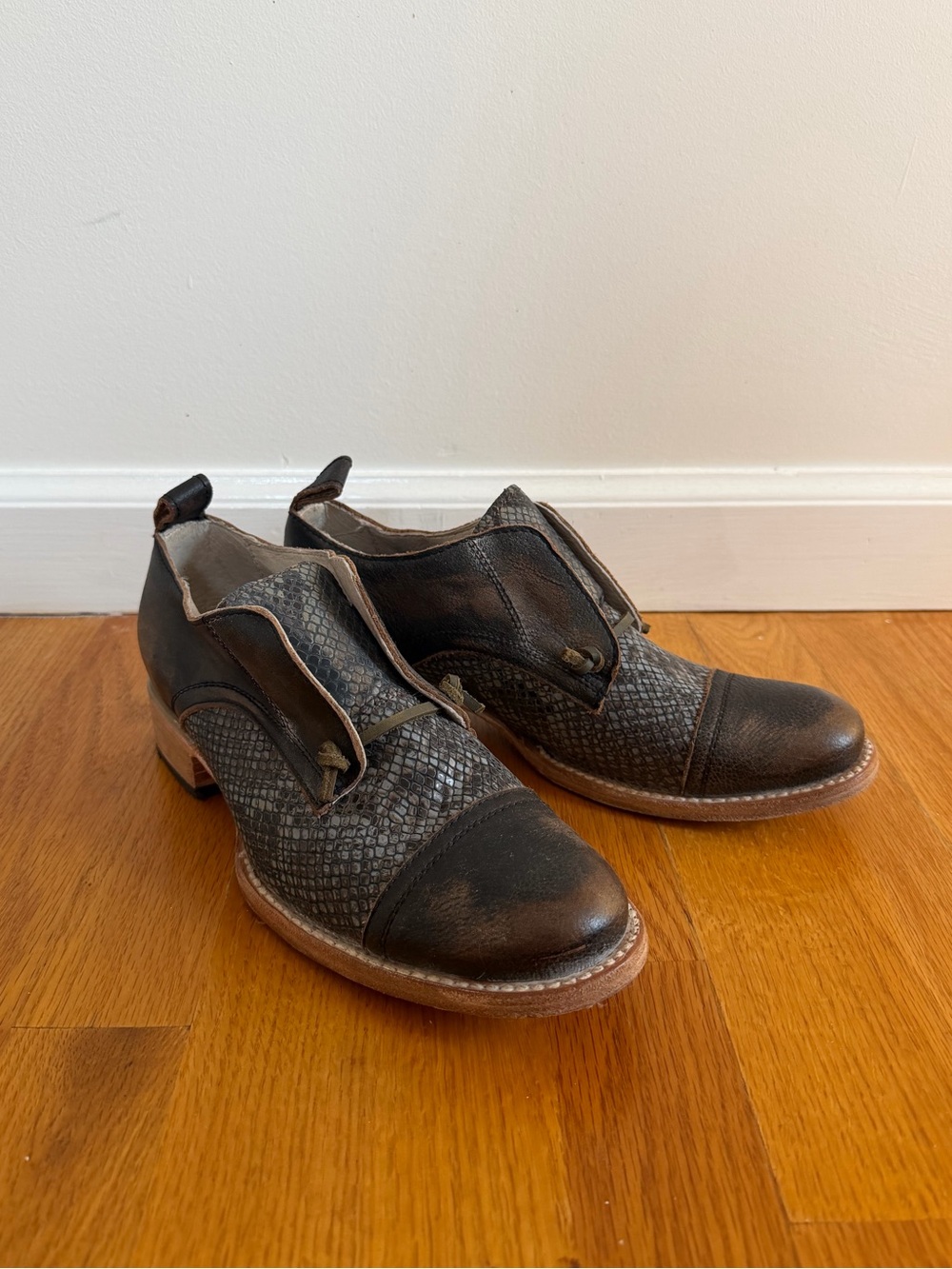 FREEBIRD Mabel Leather Shoes